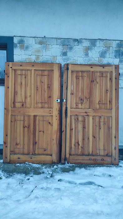 Brama drzwi garażowe z drewna