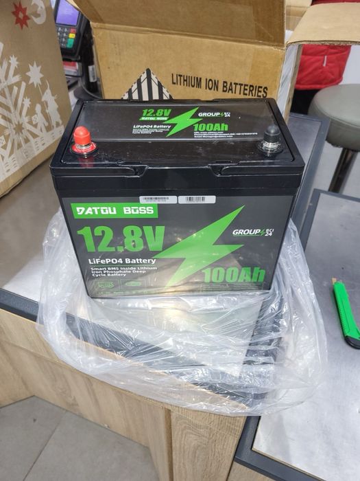 Акумулятор літій-залізо-фосфатний DatouBoss 12V 100Ah з BMS вага 10кг