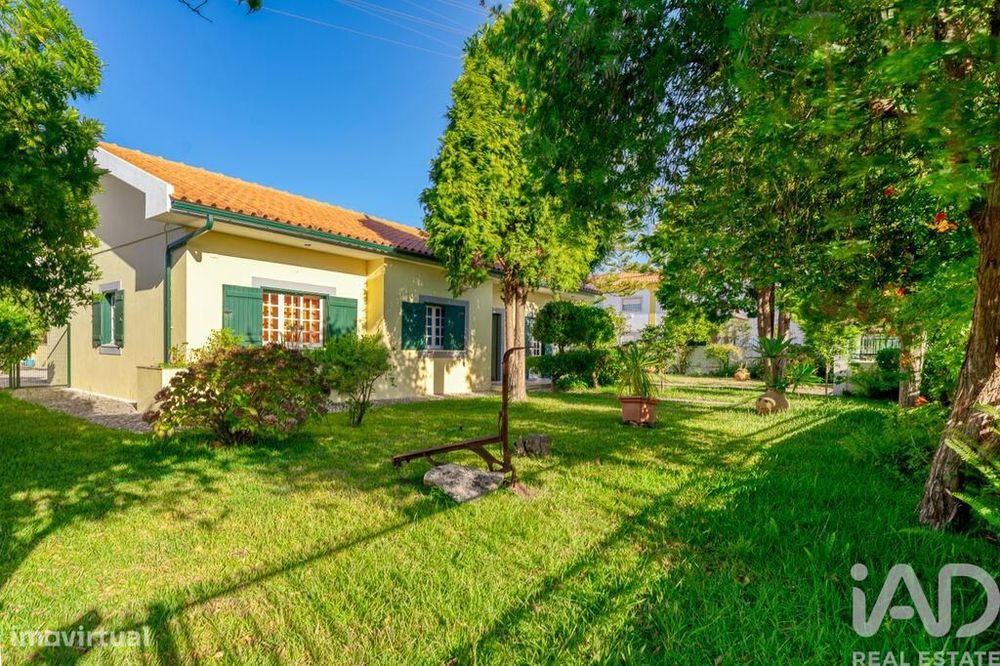 Casa / Villa T4 em Marinha Grande de 312,00 m2