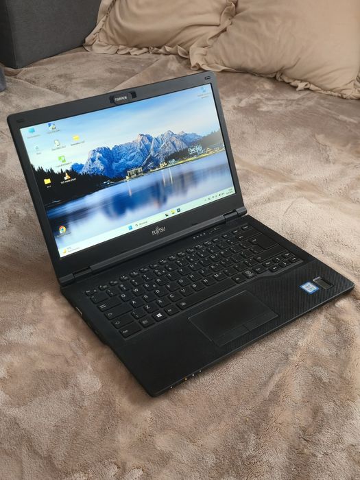 Laptop intel i5-8250U | 12 GB DDR4 | dysk SSD M2 256GB