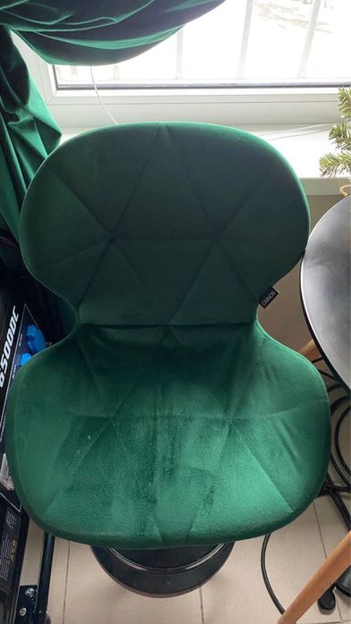 Продам мебель,барные стулья,столы