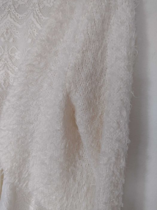 Kremowa sukienka dziewczęca