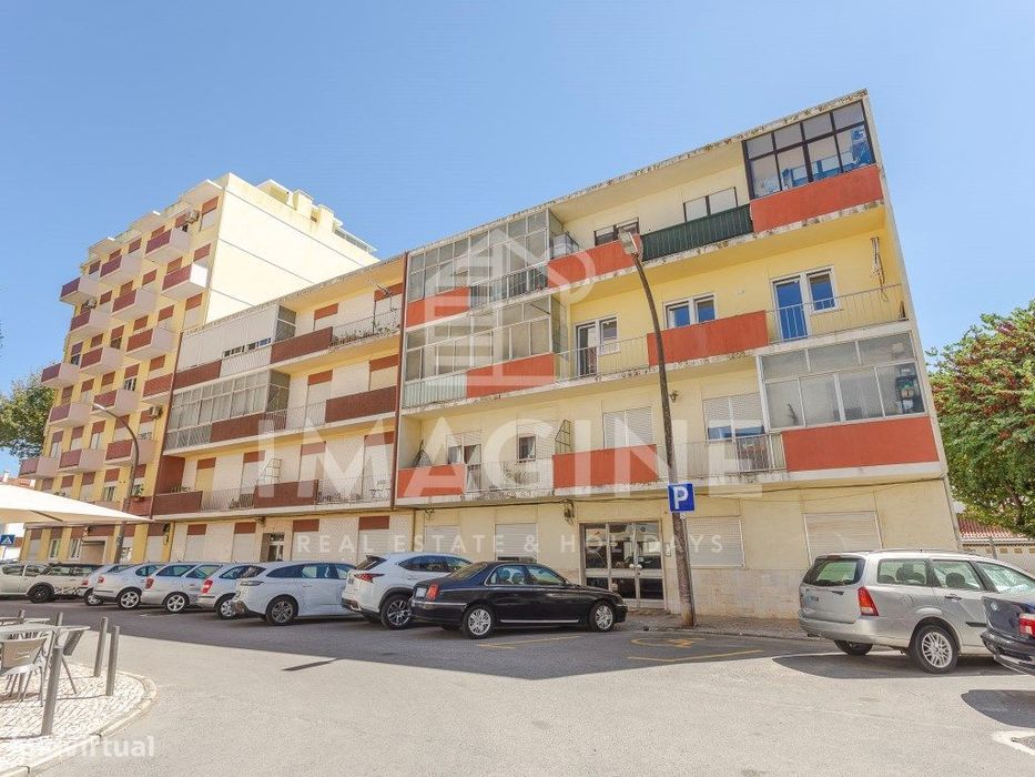 T3 Totalmente Remodelado Em Setúbal - Montalvão
