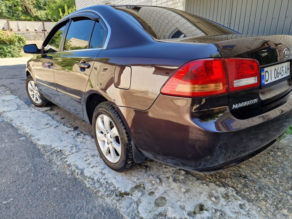 KIA     Magentis