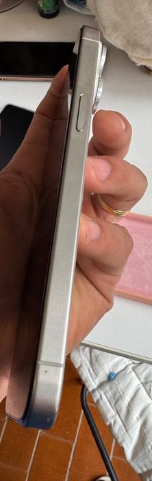 iPhone 15 pro max
256 GB 512 GB?