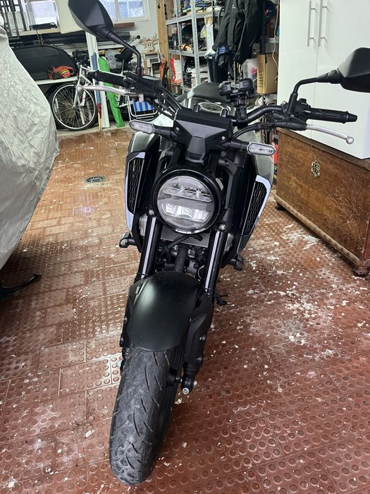 Mota Cb125r 2022