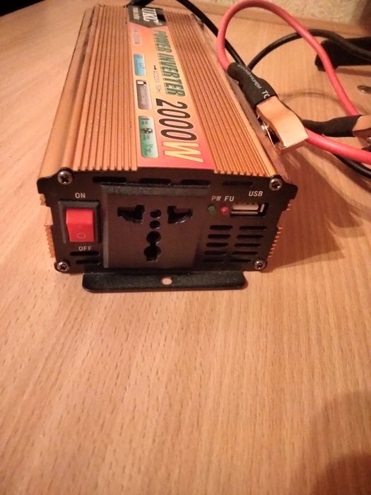 Інвертер 2000 вт