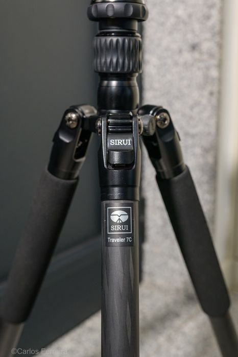 Tripé Sirui Carbono