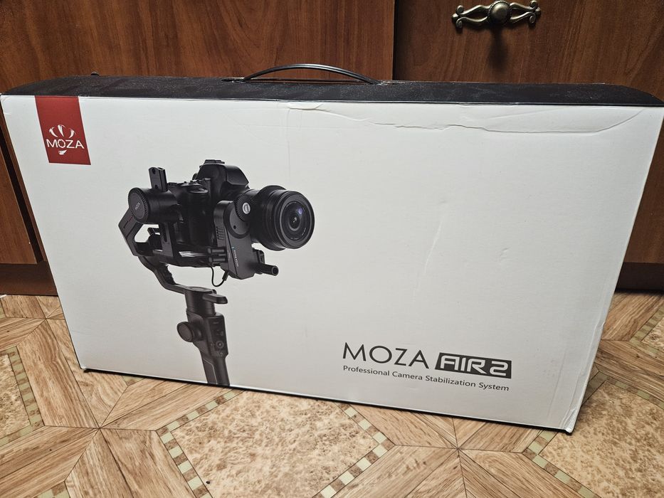 Продам стабілізатор Moza Air 2