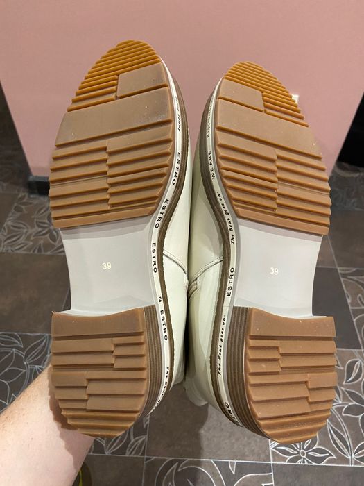 Зимові жіночі чоботи Estro