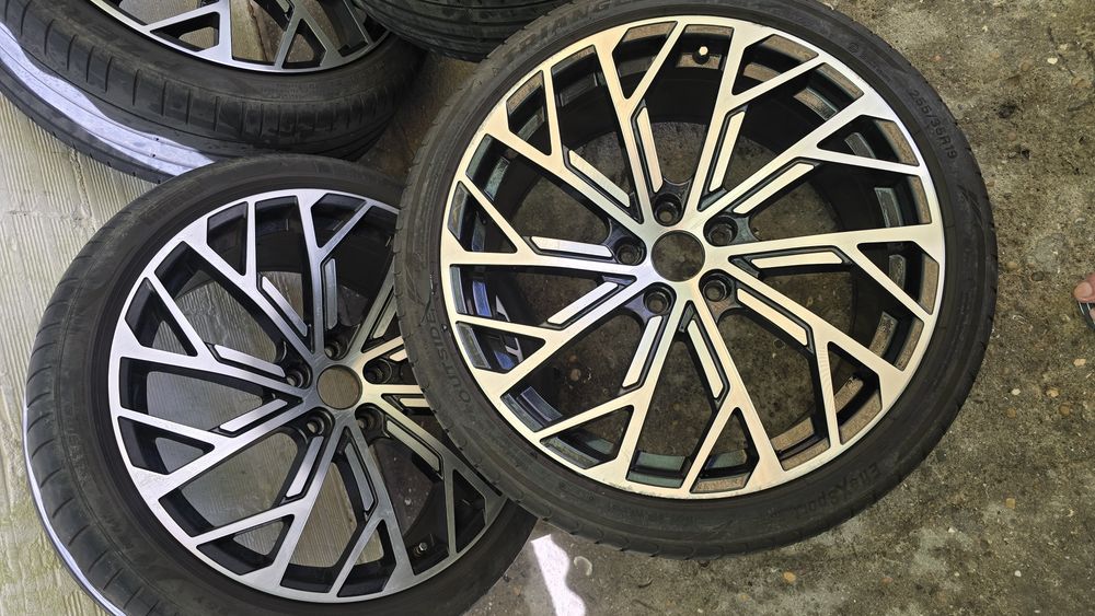 4 jantes 19  5x112 + Pneus 255/35 R19