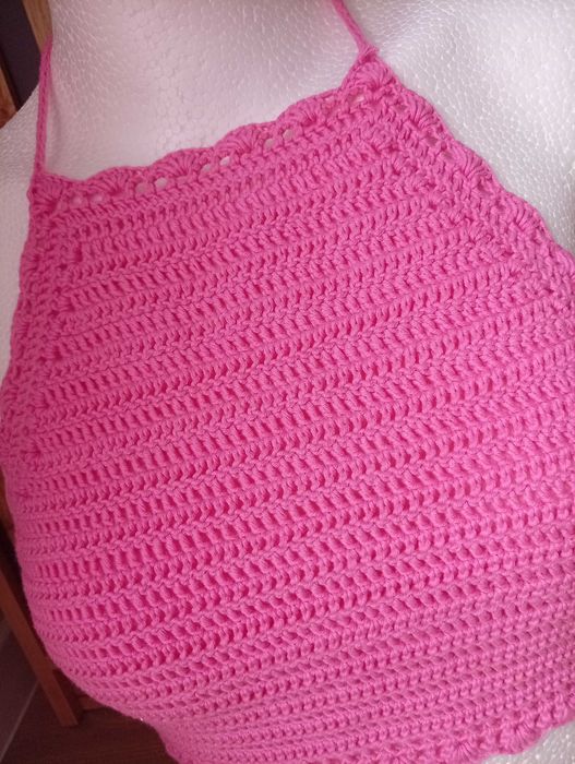 Plażowy crop top