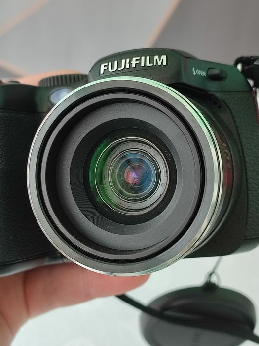 Фотоапарат Fujifilm FinePix S1730