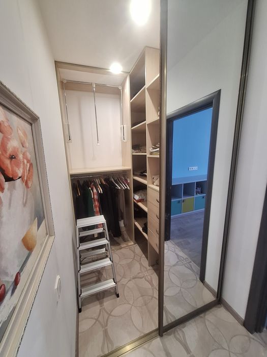 Продаж 3-х кімнатної квартири р-н 5 школи