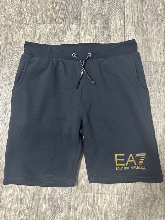 Шорти Emporio Armani