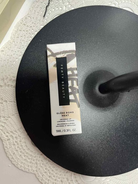 błyszczyk fenty beauty