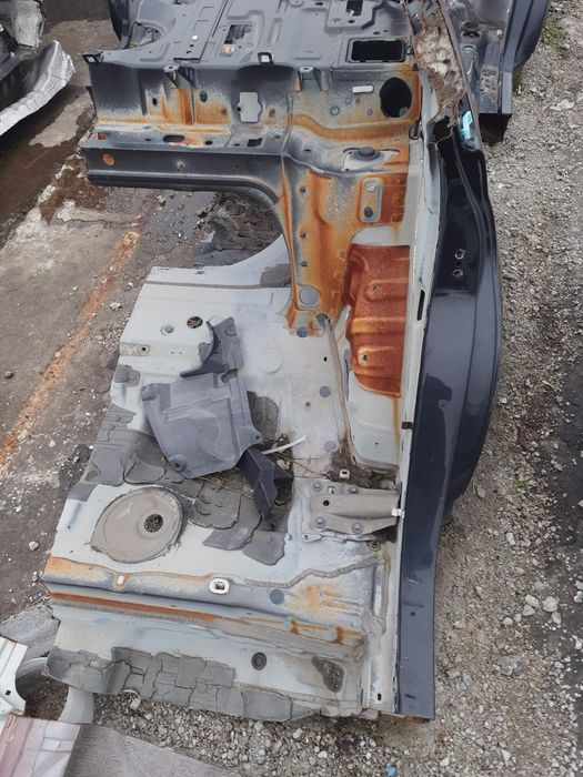 Крыло Toyota Avalon 2005+ четверть задняя с лонжероном