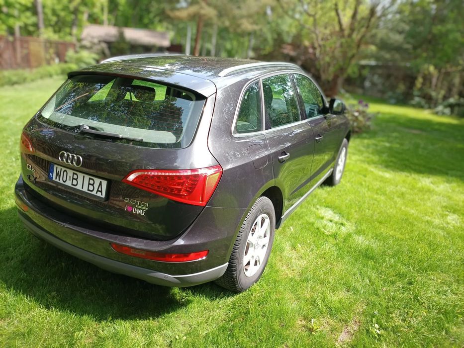 Audi Q5 Drugi właściciel samochód kupiony od znajomej w 100% sprawny stan dobr