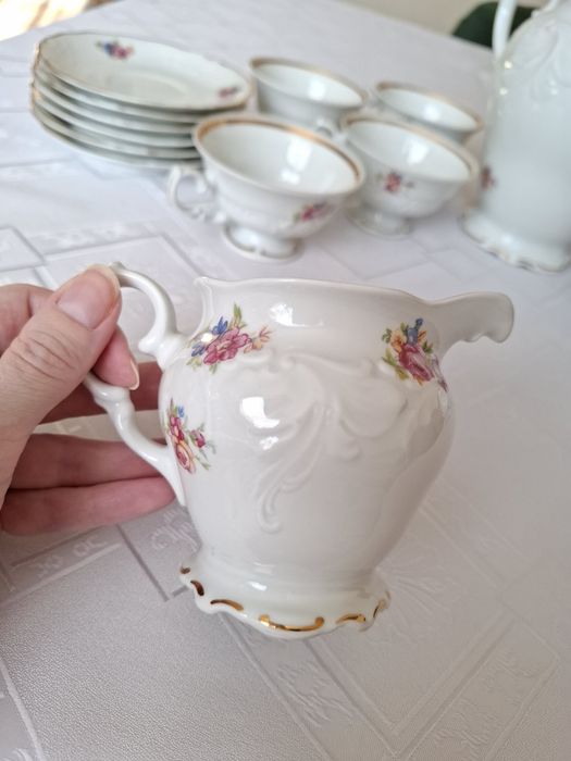 Porcelanowy serwis kawowy 14 szt