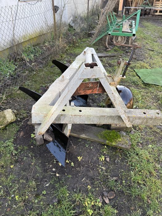 Плуг 2 корпусний