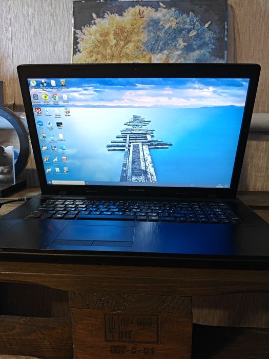 Продам ноутбук Lenovo G710 Intel Pentium 2.4 GHz