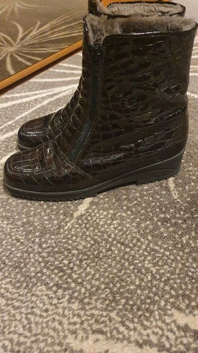 Botki damskie skórzane ARA rozm 39