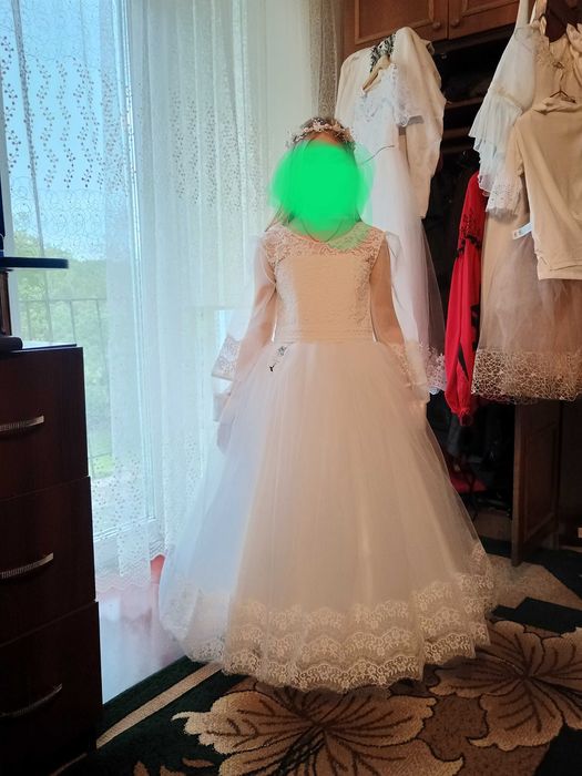 Плаття біле для дівчинки