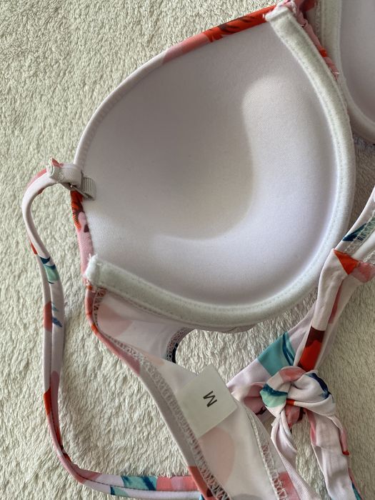 Strój kąpielowy M bikini biały w kwiaty nowy