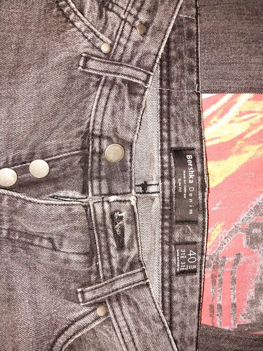 Продам джинсы DENIM размер 31