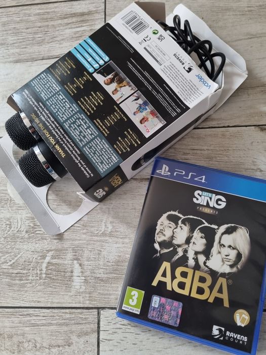 Gra Abba z mikrofonami