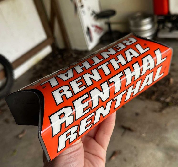 Material diverso para motas de motocross e enduro