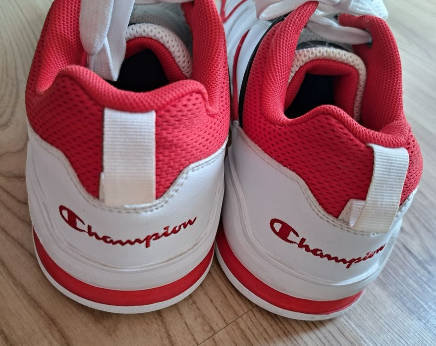 Buty młodzieżowe champion r.42