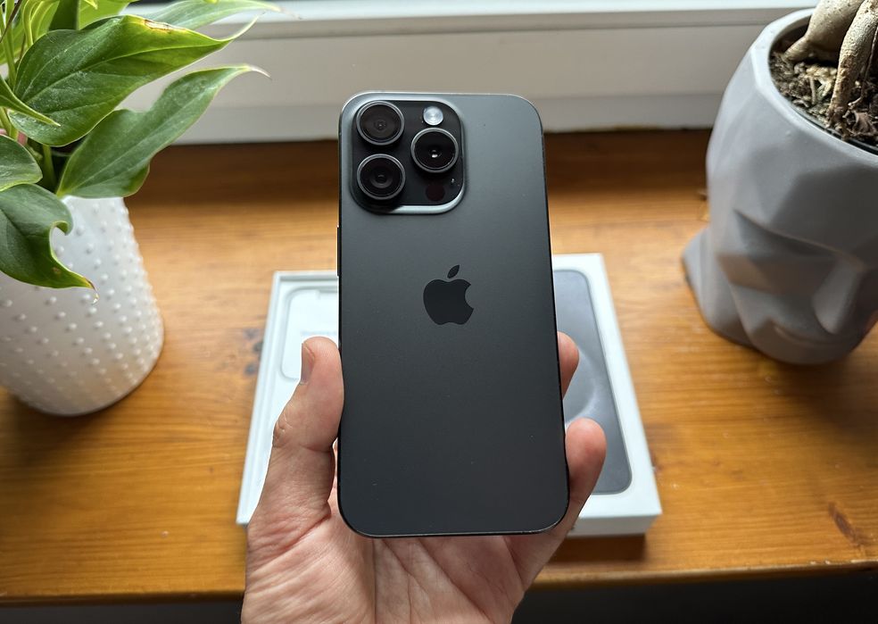  Apple iPhone 15 Pro 128GB Black Titanium I Bateria 90% I j. Nowy