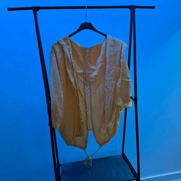 Casaco / Quimono Amarelo com Capuz e Renda Miss Miss – Made in Italy - Tam. Único