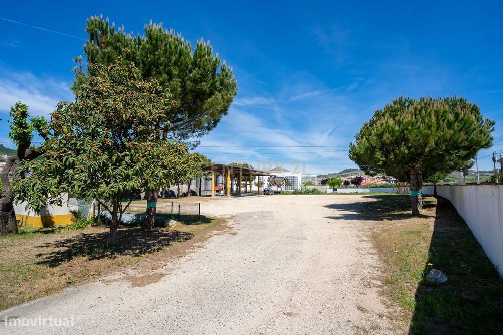 Terreno com viabilidade de construção