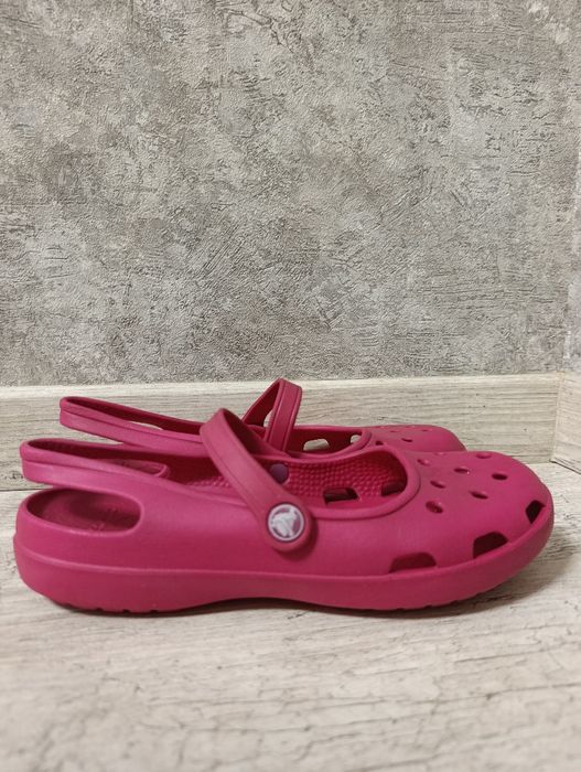 Жіночі крокси(шльопанці )_Crocs Shayna Mary Jane