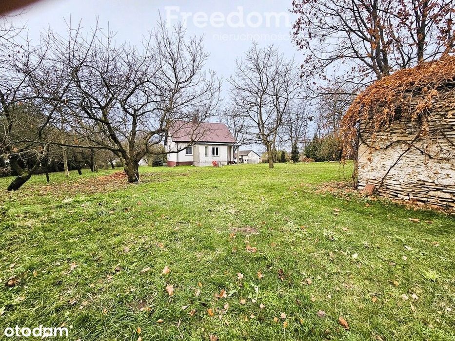 Dom w Szyszczycach z dużym ogrodem