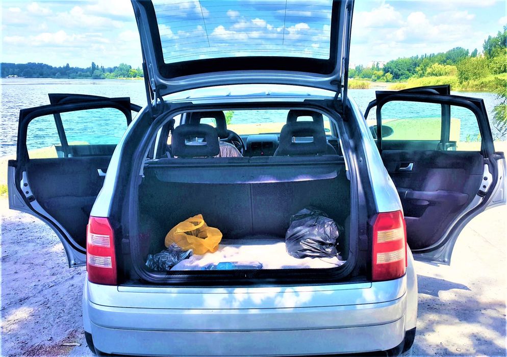 Автомобиль AUDI A2