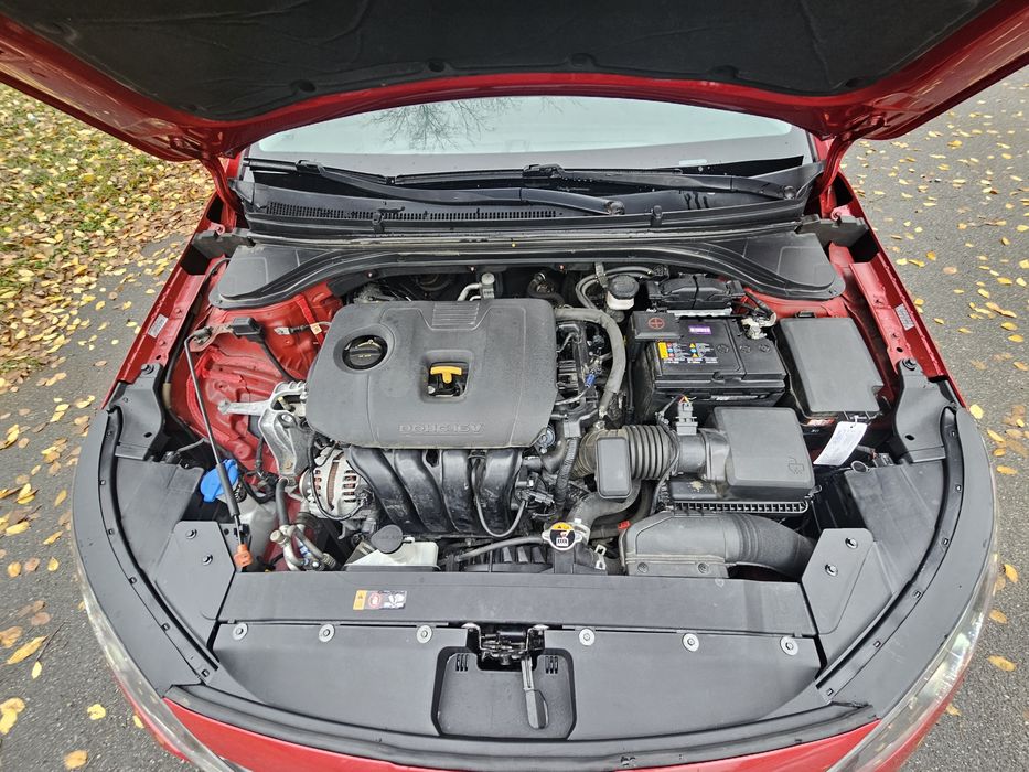 Продам Hyonday Elantra 2.0 Автомат