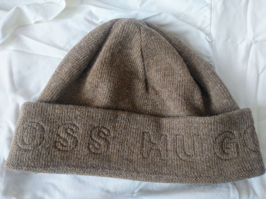 Hugo Boss czapka wełniana