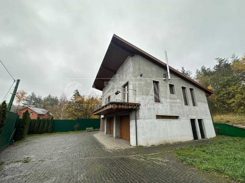 Оренда затишного будинку 300 м² у Лісниках, 30 соток землі