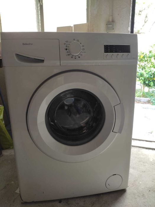 Máquina de lavar roupas
