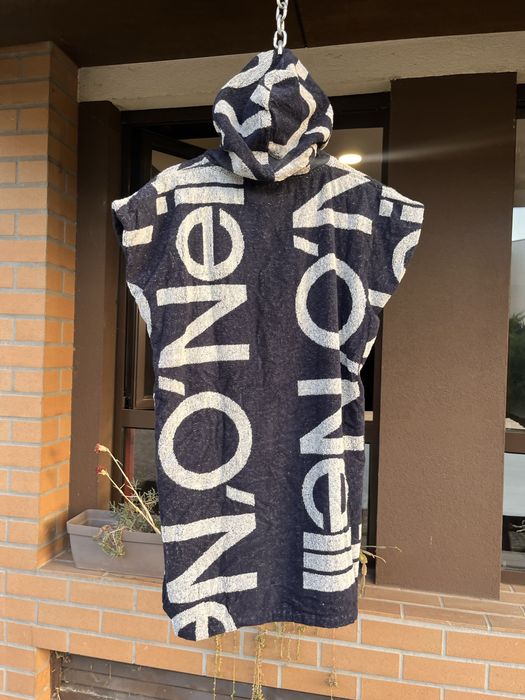 Poncho de surf O’Neill