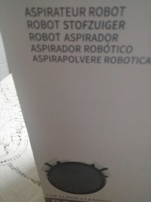 Aspirador robot novo