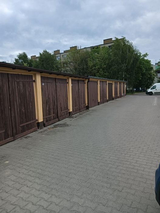 Garaż murowany bezczynszowy
