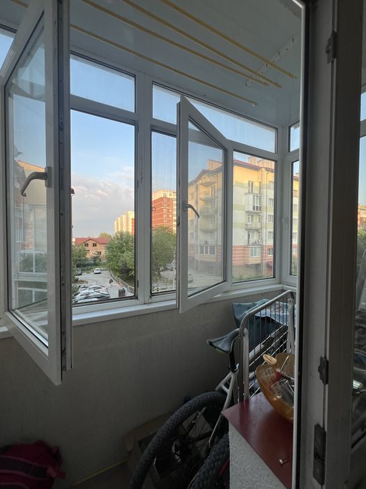 Продаж 1 кім квартири біля Львова , Винники , Емелі Резорт