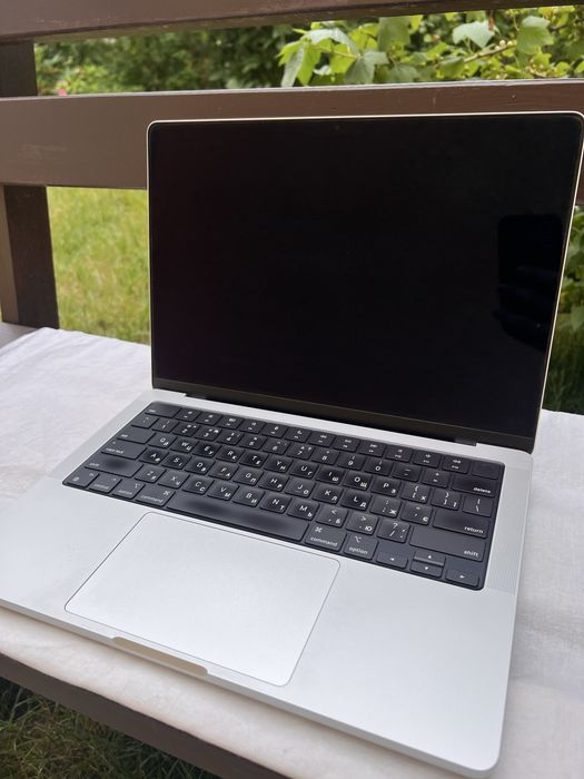 MacBook Pro M1 Pro 14 2021 дюймів 16RAM/1Tb SSD А2442