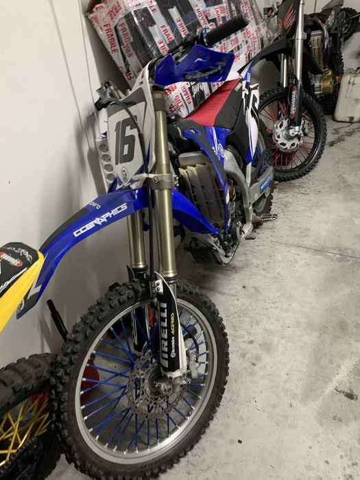 Yamaha YZF 250 – 2009 | IMPECÁVEL
