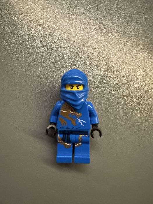 Figurka lego ninjago jay