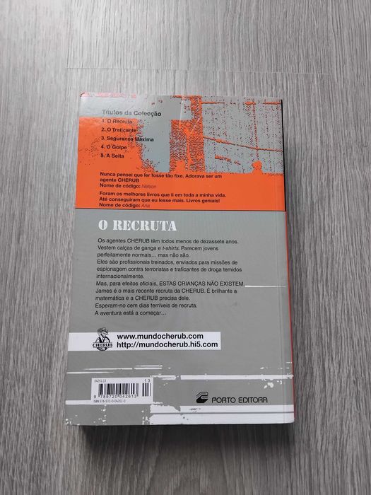 Livro O Recruta de Robert Muchamore